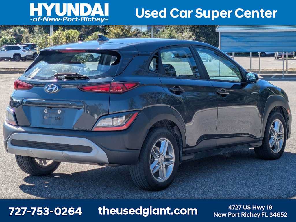 Used 2022 Hyundai Kona SE FWD image 5