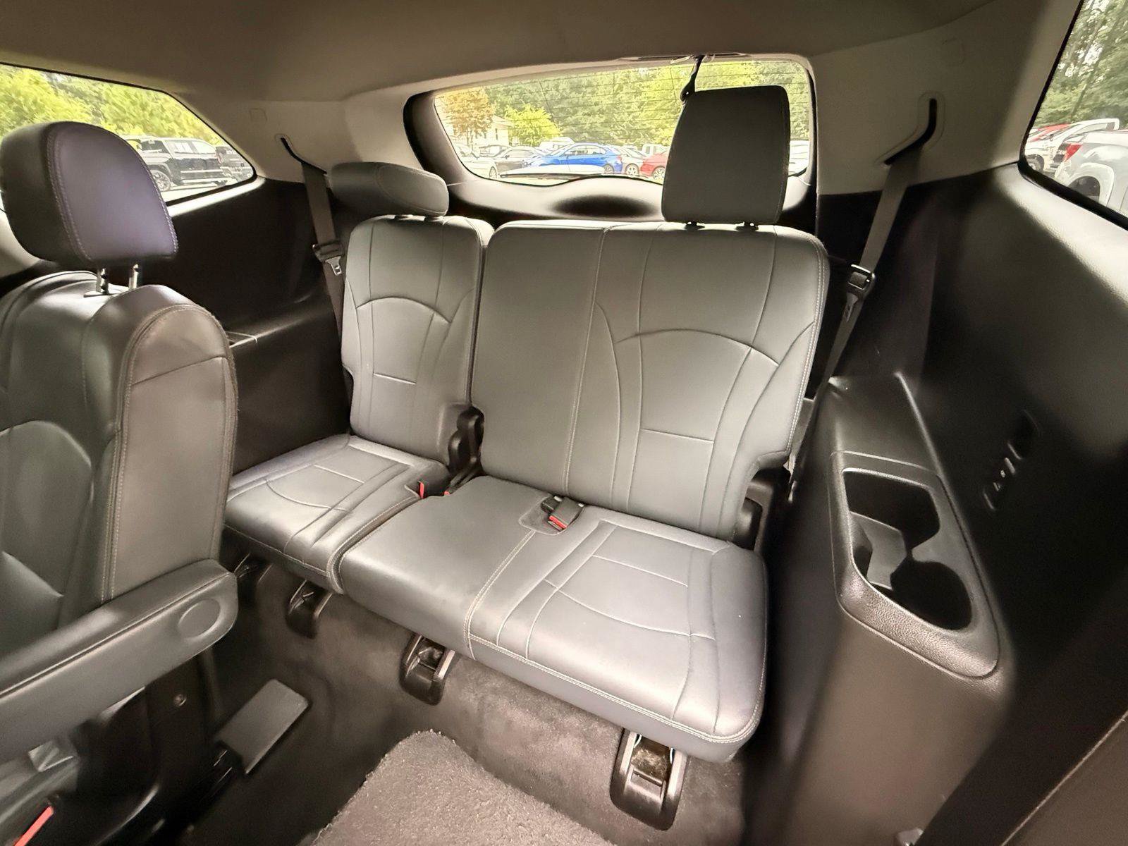 Used 2020 Buick Enclave Essence FWD image 23