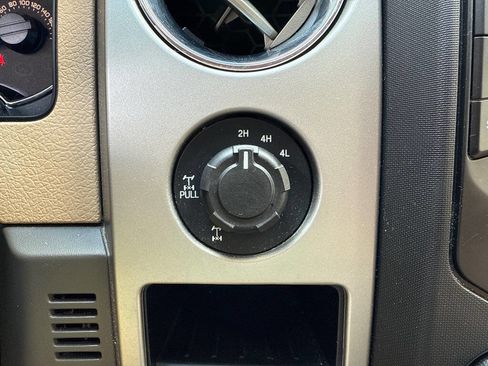 Used 2014 Ford F150 XLT w/ XLT Chrome Package image 30