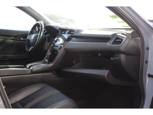 Used 2020 Honda Civic Sport Touring image 21