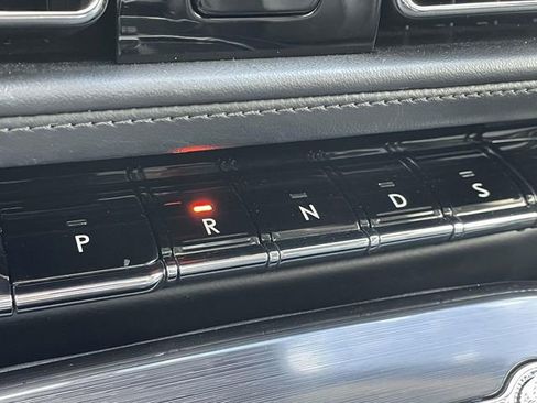 Used 2022 Lincoln Nautilus Reserve image 25