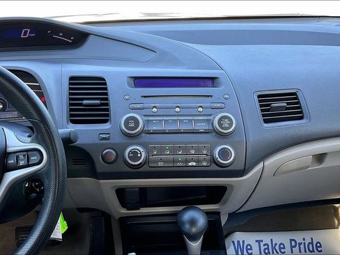 Used 2010 Honda Civic LX image 6