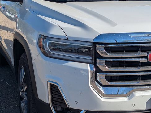 Used 2023 GMC Acadia SLT w/ Technology Package image 4