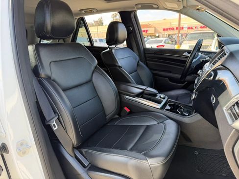 Used 2015 Mercedes-Benz ML 350 4MATIC image 22
