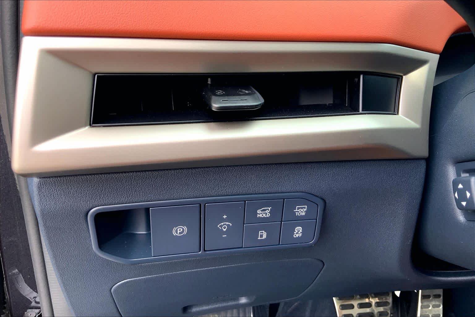 Used 2027 Kia Telluride SX Prestige w/ Towing Package AWD/4WD image 35