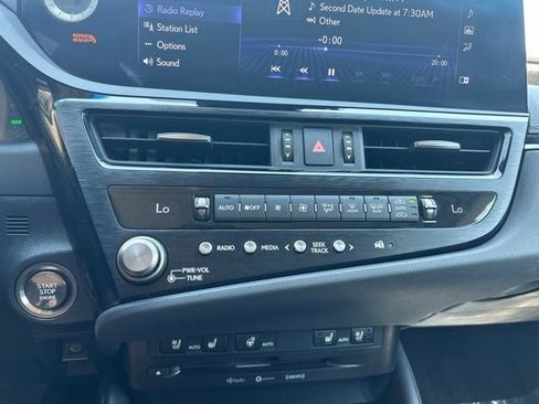 Used 2022 Lexus ES 350 w/ Premium Package FWD image 23