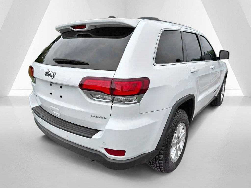 Used 2020 Jeep Grand Cherokee Laredo w/ Security & Convenience Group AWD/4WD image 7