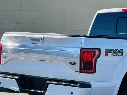 Used 2017 Ford F150 Platinum w/ Equipment Group 701A Luxury AWD/4WD image 8