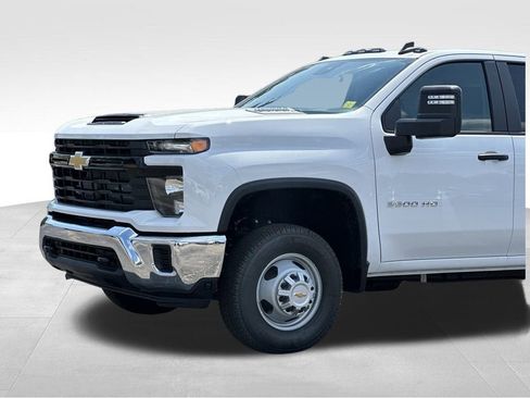 New 2025 Chevrolet Silverado 3500 W/T w/ WT Convenience Package image 25