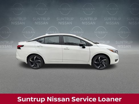 Used 2025 Nissan Versa SR w/ Trunk Package FWD image 10
