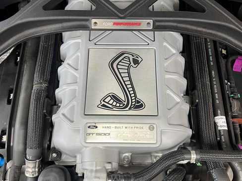 Used 2021 Ford Mustang Shelby GT500 w/ Technology Package RWD image 23