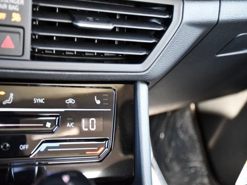 New 2026 Volkswagen Jetta SE image 13