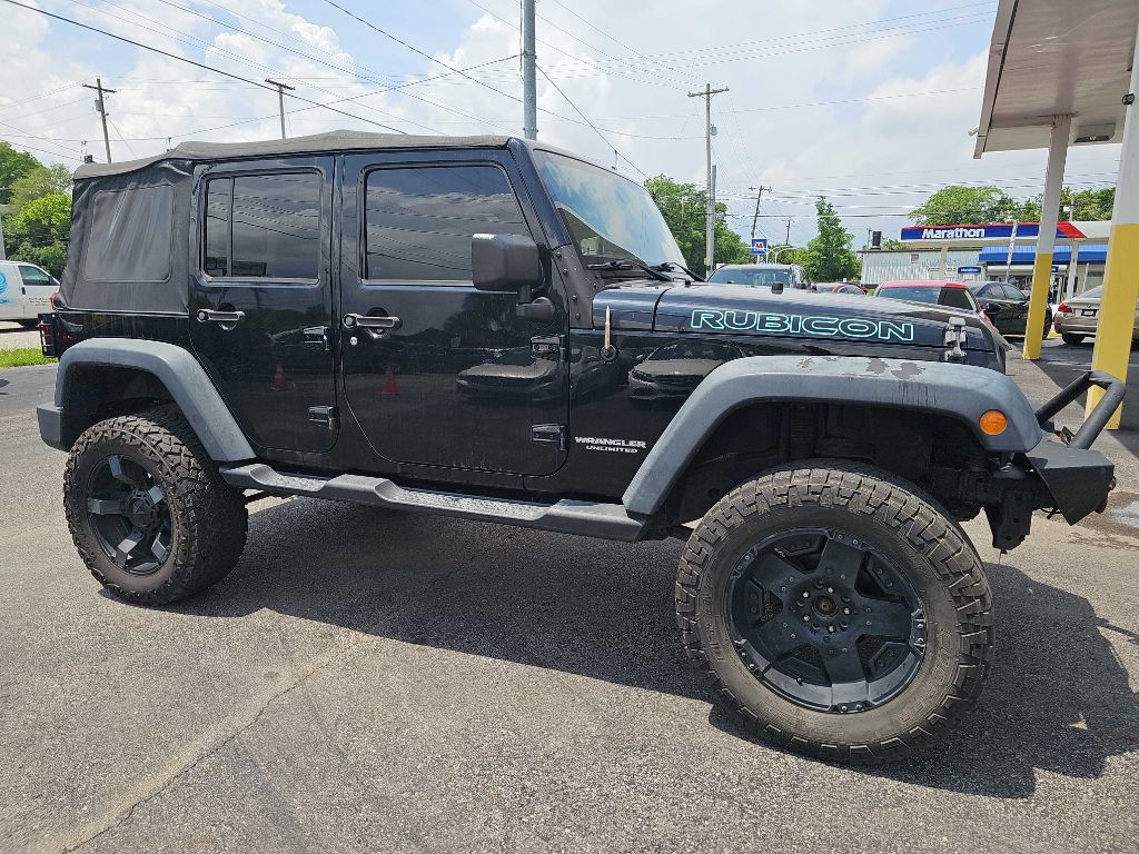 Used 2014 Jeep Wrangler Unlimited Rubicon w/ Connectivity Group AWD/4WD image 18