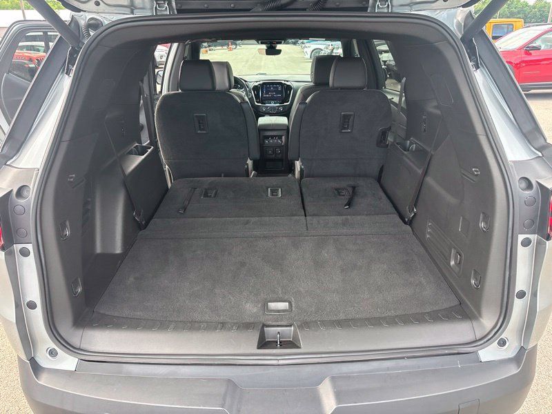Used 2023 Chevrolet Traverse RS AWD/4WD image 14