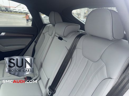 Used 2023 Audi Q5 2.0T Premium w/ Convenience Package image 33