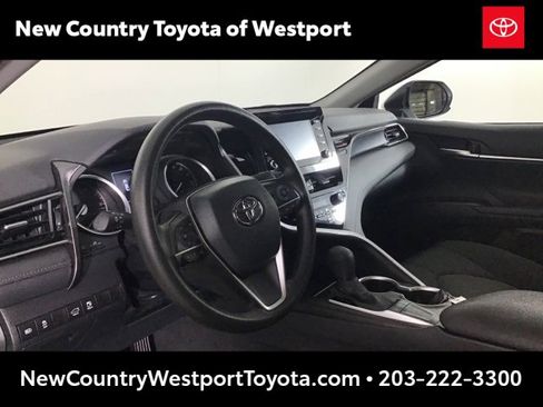 Used 2024 Toyota Camry LE image 8