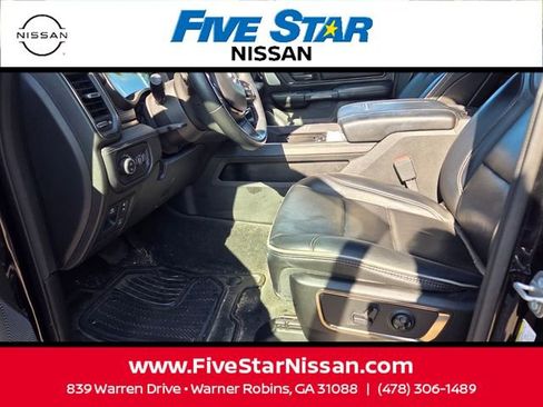 Used 2020 RAM 1500 Limited w/ Black Appearance Package AWD/4WD image 5