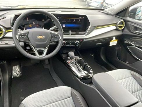 New 2026 Chevrolet Trax LT w/ Driver Confidence Package image 14