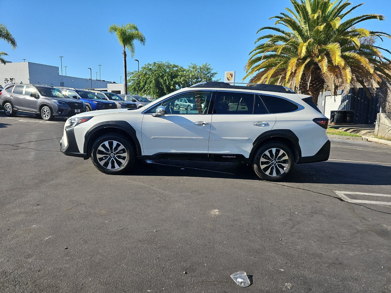 Used 2024 Subaru Outback Touring XT AWD/4WD image 4