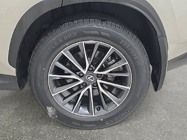 Used 2024 Lexus NX 350 AWD w/ Cold Area Package image 33