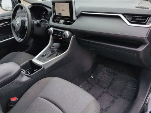 Certified 2025 Toyota RAV4 XLE image 29