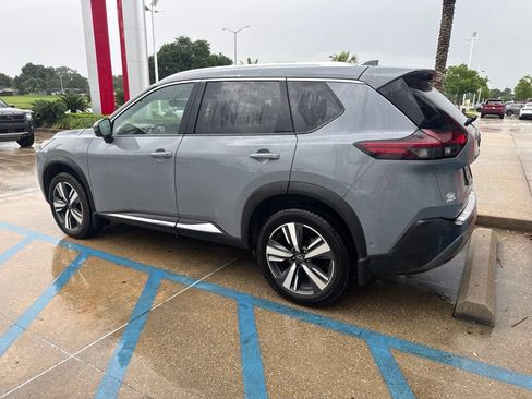 Used 2023 Nissan Rogue SL w/ SL Premium Package FWD image 8