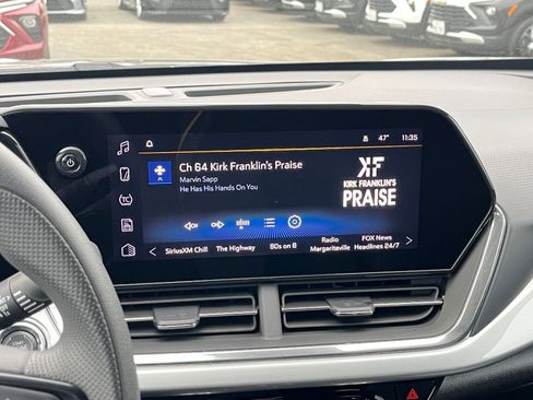 Used 2025 Chevrolet Trax LT image 21