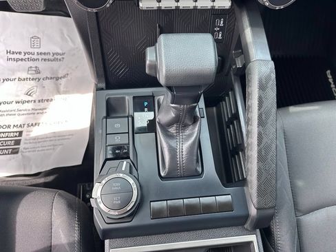 Certified 2026 Toyota Tacoma SR5 AWD/4WD image 21