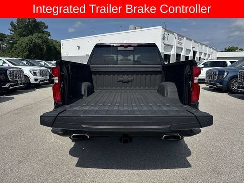 Used 2025 Chevrolet Silverado 1500 High Country AWD/4WD image 27