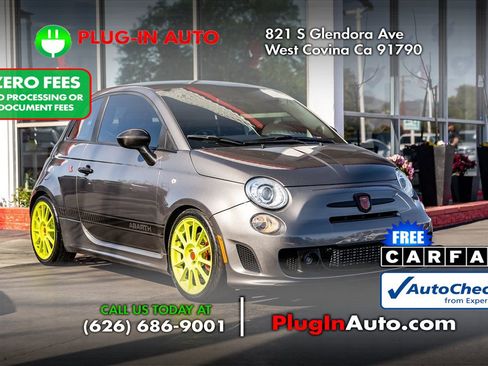 Used 2013 FIAT 500 Abarth w/ Beats Audio Pkg FWD image 6