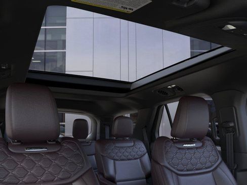 New 2026 Ford Explorer Platinum w/ LUX Leather Package AWD/4WD image 22