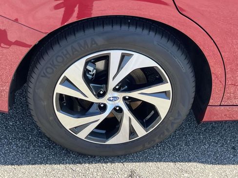 Certified 2025 Subaru Legacy Premium w/ Popular Package #1 AWD/4WD image 17