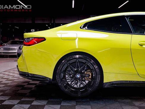 Used 2021 BMW M4 Coupe w/ M Carbon Exterior Package image 31