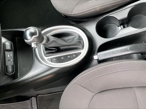 Used 2019 Kia Soul image 14