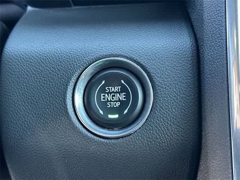 Used 2024 GMC Acadia Elevation image 10