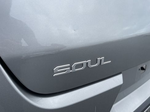 Used 2023 Kia Soul LX w/ Option Group 015 image 30