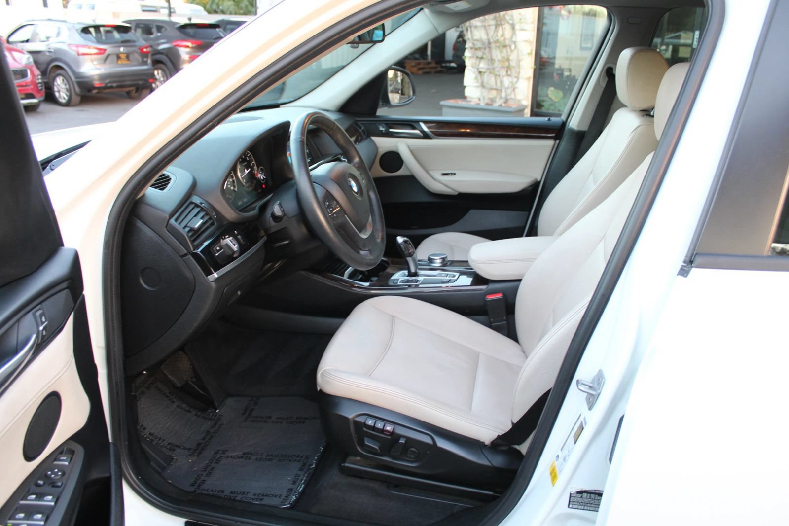 Used 2017 BMW X3 sDrive28i RWD image 9