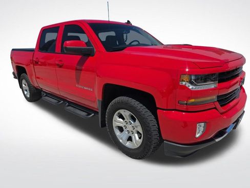 Used 2018 Chevrolet Silverado 1500 LT w/ All Star Edition AWD/4WD image 9