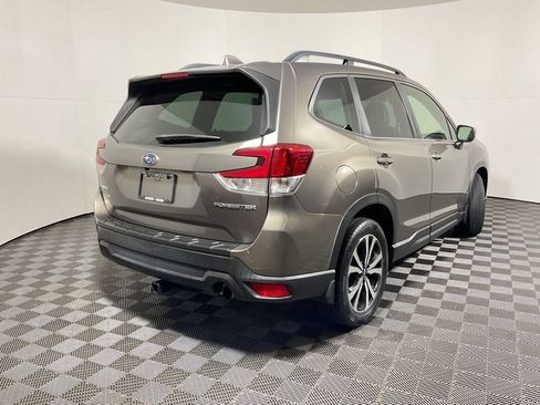 Used 2020 Subaru Forester Limited image 15