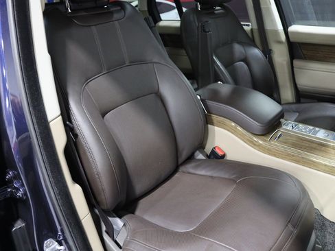 Used 2019 Land Rover Range Rover HSE image 49