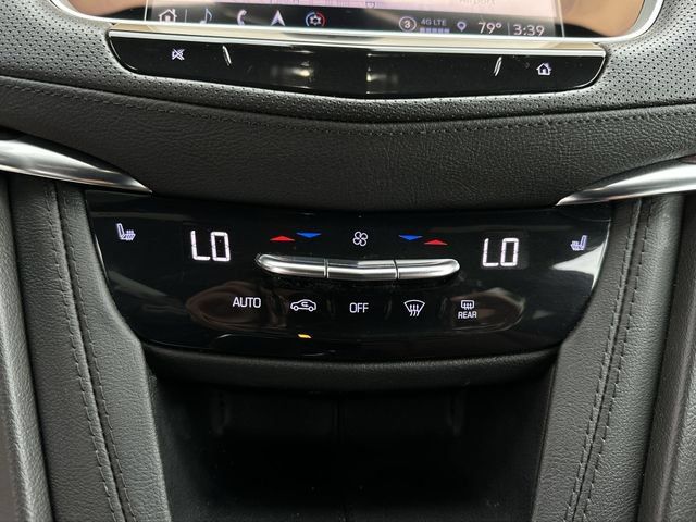 Used 2023 Cadillac XT5 Premium Luxury w/ Technology Package FWD image 27