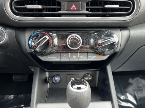Used 2023 Hyundai Kona SEL AWD/4WD image 20