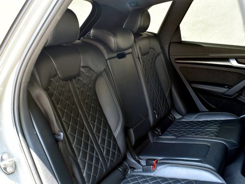 Used 2020 Audi SQ5 Premium Plus w/ Premium Plus Package AWD/4WD image 18