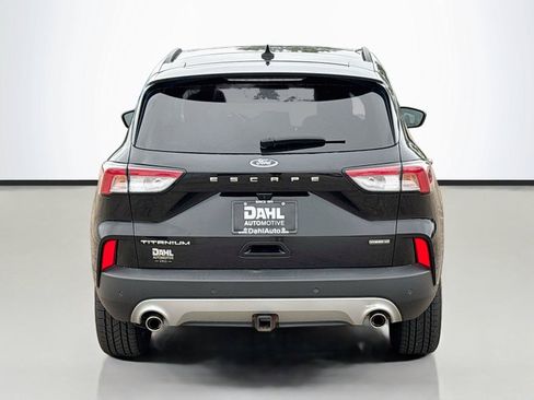Used 2022 Ford Escape Titanium w/ Class II Trailer Tow Package AWD/4WD image 12