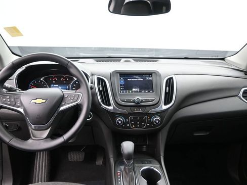 Used 2024 Chevrolet Equinox LT FWD image 14