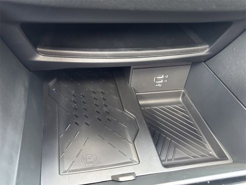 New 2026 Chrysler Pacifica Limited image 17