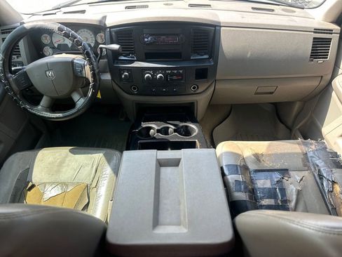 Used 2006 Dodge Ram 2500 Truck Laramie image 3