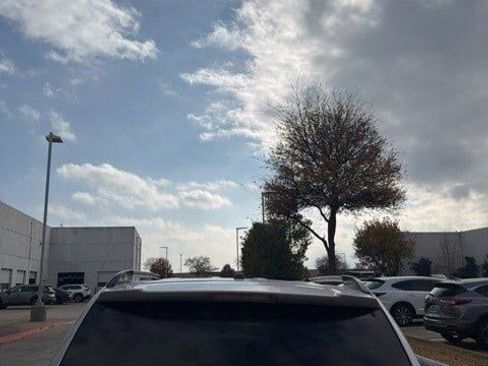 Used 2011 Toyota Highlander Limited image 2