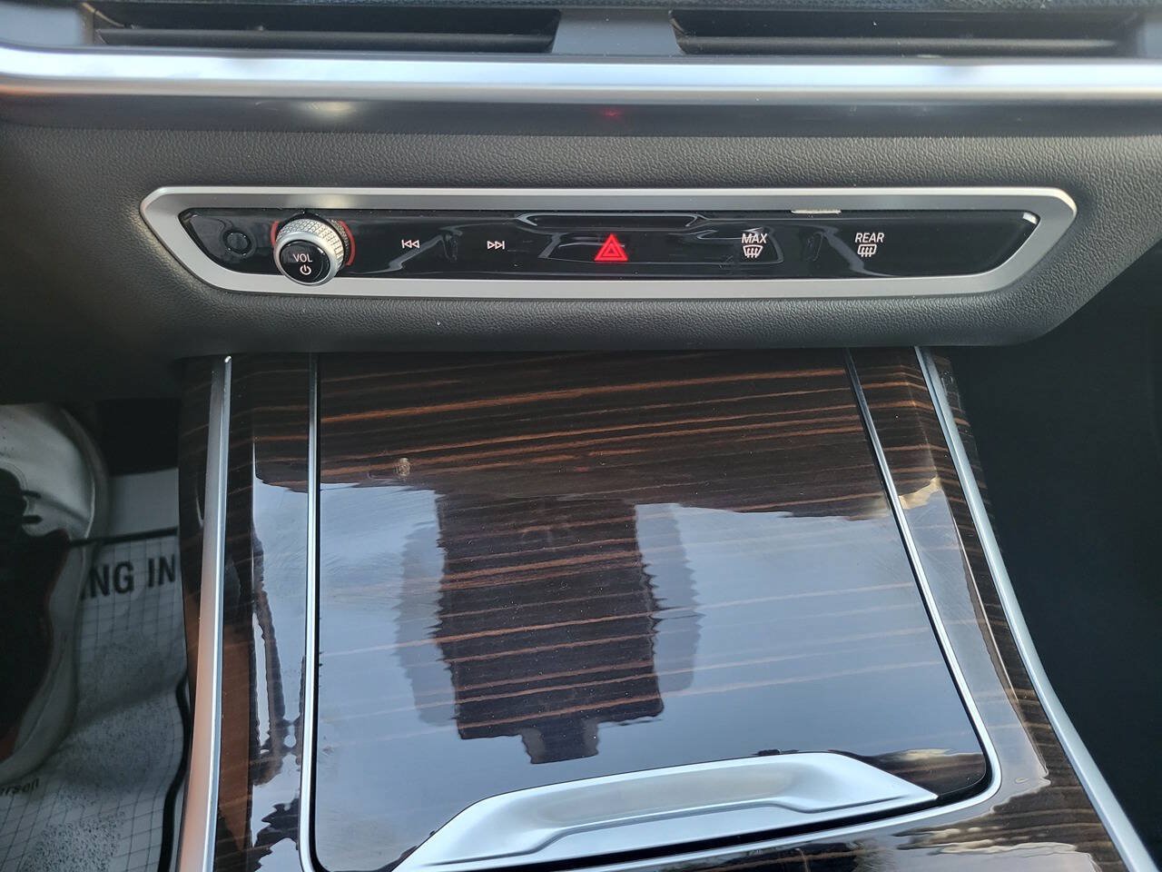 Used 2026 BMW X7 xDrive40i AWD/4WD image 24