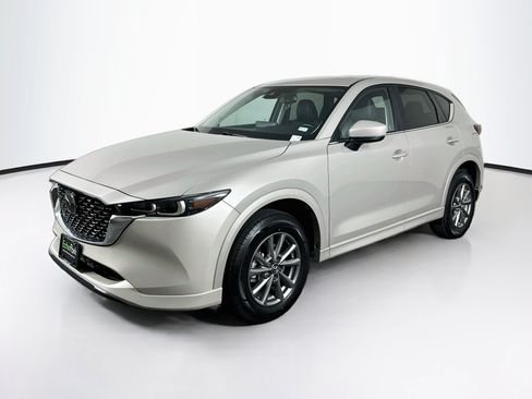 Used 2025 MAZDA CX-5 AWD 2.5 S w/ Preferred Package image 3
